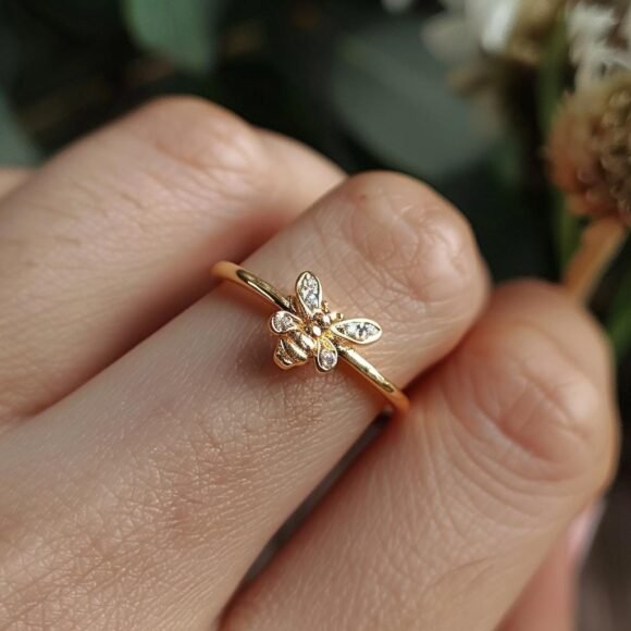 Diamond Honey Bee Ring, Diamond Bumble Bee Ring, Bumble Bee Ring